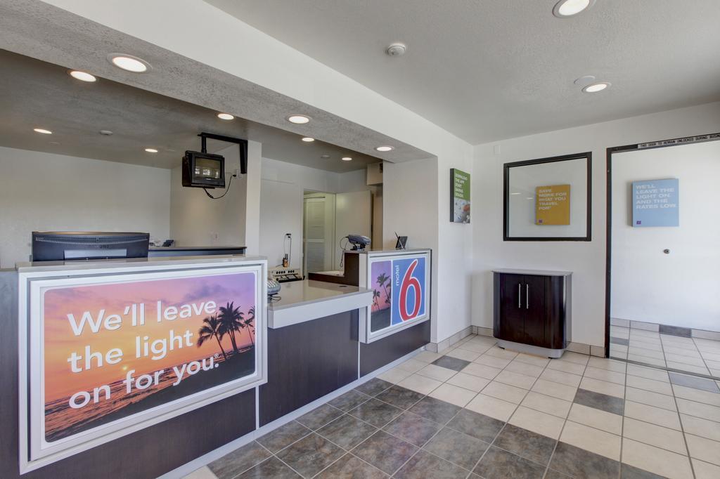 Motel 6-Corona, Ca エクステリア 写真
