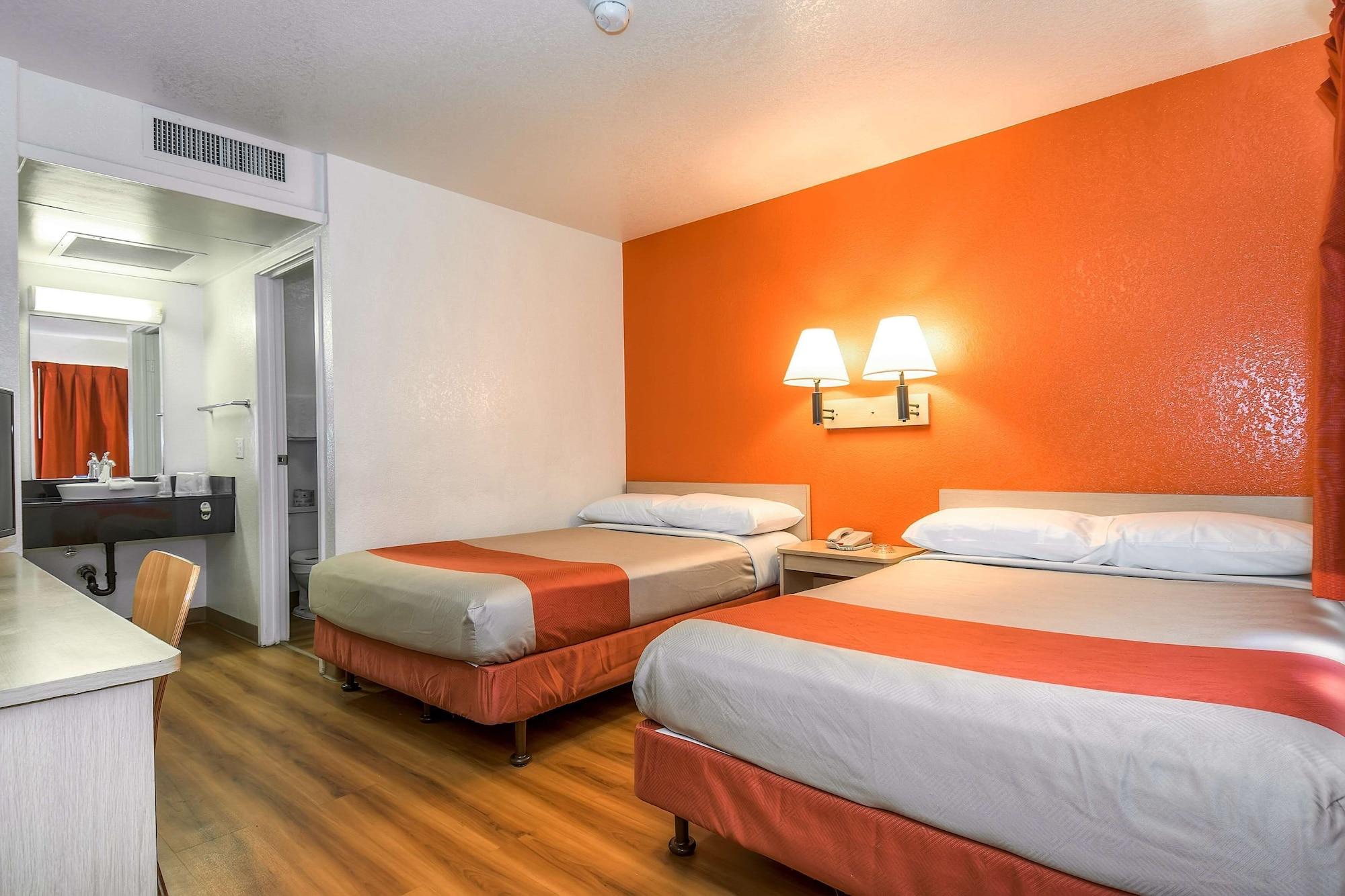 Motel 6-Corona, Ca エクステリア 写真