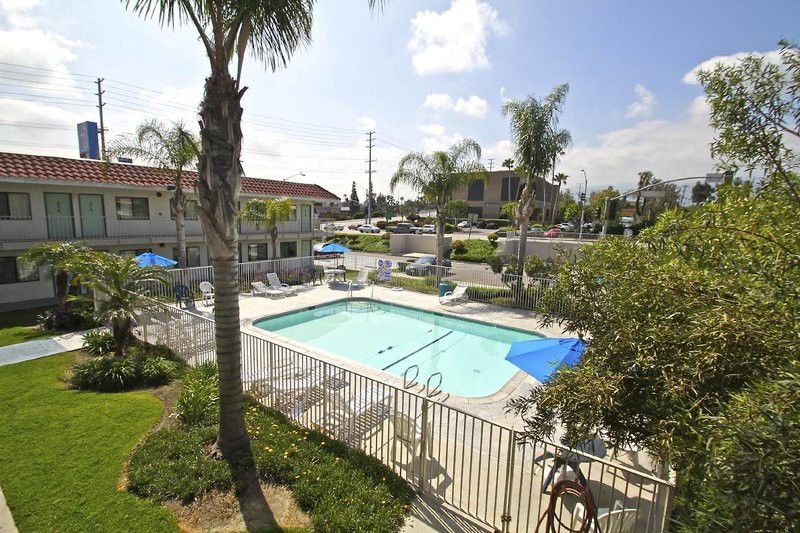 Motel 6-Corona, Ca エクステリア 写真