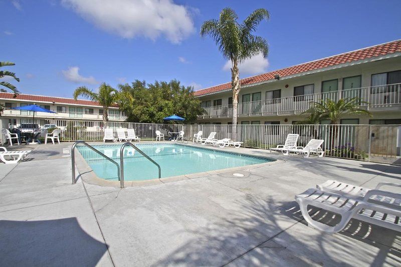 Motel 6-Corona, Ca エクステリア 写真